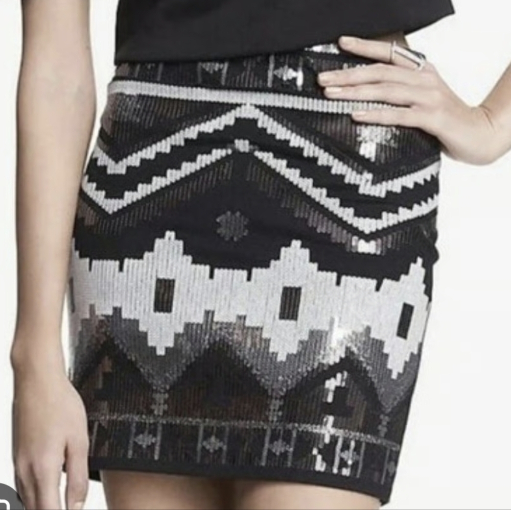 Express Black and Silver Aztec Tribal Sequin Mini Skirt Medium
